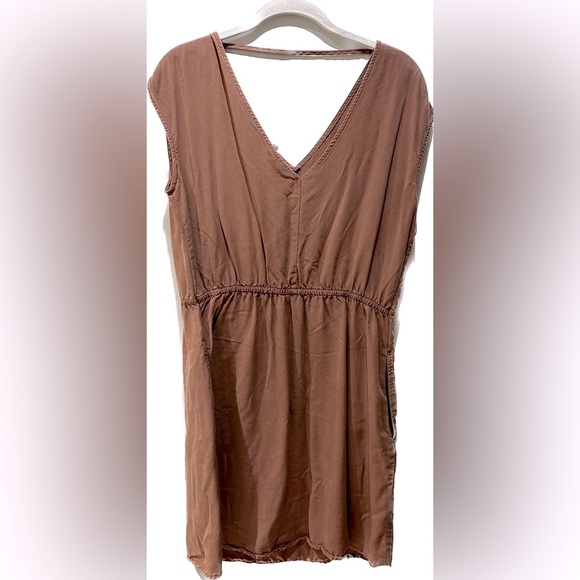 Universal Thread Dress - Picture 2 of 4